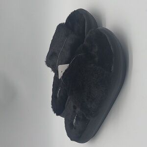 1895- 32 Degrees Heat Plush Cushion Slide Women's Size 7.5 - 8.5 Black Color NWT